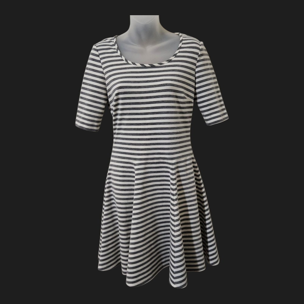 Eliza J Sriped Gray and White Women's Dress